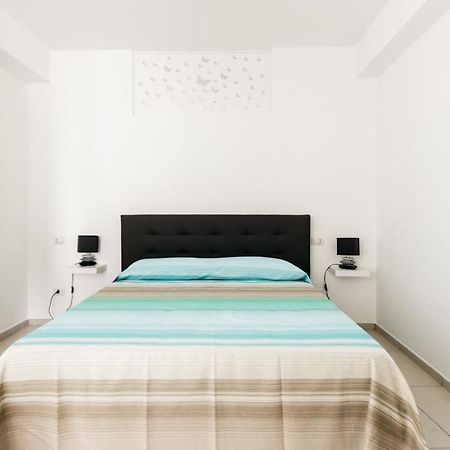 Le Isole Di Anita Apartment Липари Екстериор снимка