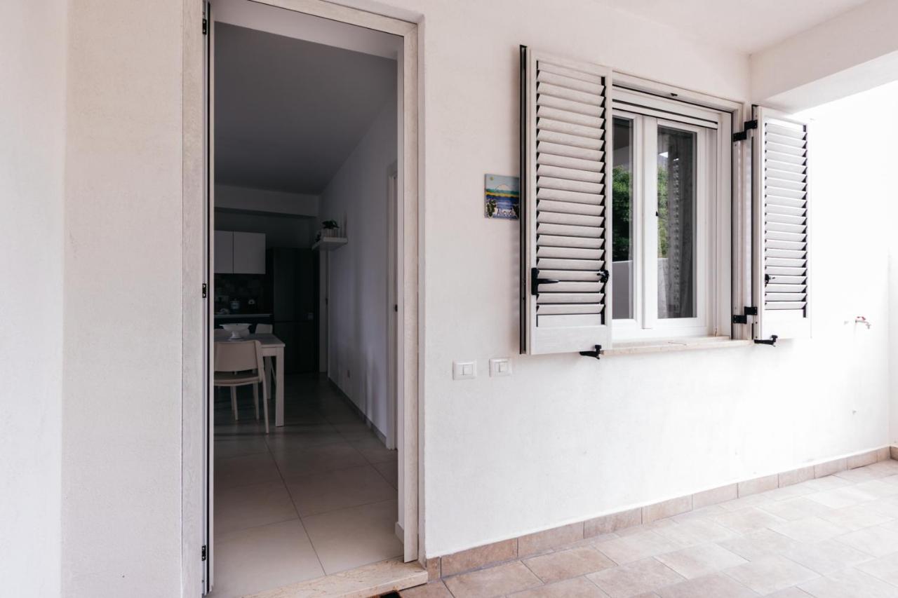 Le Isole Di Anita Apartment Липари Екстериор снимка